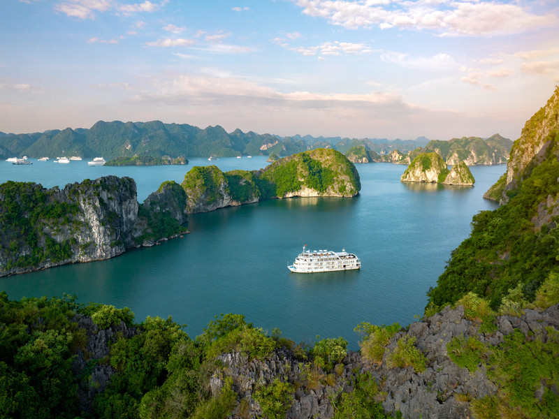 The Au Co Exclusive 2-Day Cruise Halong Bay